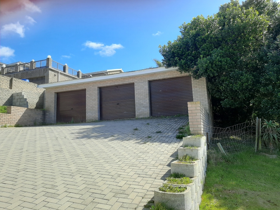 6 Bedroom Property for Sale in Dana Bay Western Cape